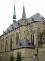 Das Foto basiert auf dem Bild "Stiftskirche Tilbeck" aus dem zentralen Medienarchiv Wikimedia Commons und steht unter der GNU-Lizenz für freie Dokumentation. Der Urheber des Bildes ist Rauenstein.