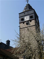 Das Foto basiert auf dem Bild "Stadtturm" aus dem zentralen Medienarchiv Wikimedia Commons und steht unter der GNU-Lizenz für freie Dokumentation. Der Urheber des Bildes ist Christine Türpitz.