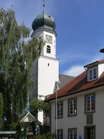 Das Foto basiert auf dem Bild "Burg Gießen" aus dem zentralen Medienarchiv Wikimedia Commons und steht unter der GNU-Lizenz für freie Dokumentation. Der Urheber des Bildes ist Giacomo1970.