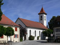Das Foto basiert auf dem Bild "Pfarrkirche St. Anna, Vogt" aus dem zentralen Medienarchiv Wikimedia Commons und steht unter der GNU-Lizenz für freie Dokumentation. Der Urheber des Bildes ist Andreas Praefcke.