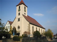 Das Bild basiert auf dem Bild: "Pfarrkirche St. Nicolaus" aus dem zentralen Medienarchiv Wikimedia Commons und steht unter der GNU-Lizenz für freie Dokumentation. Der Urheber des Bildes ist p.schmelzle.