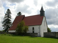 Das Foto basiert auf dem Bild "Kirche von Gruorn" aus dem zentralen Medienarchiv Wikimedia Commons und steht unter der GNU-Lizenz für freie Dokumentation. Der Urheber des Bildes ist Kookaburra.