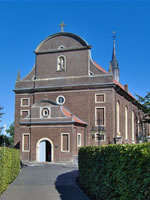 Das Bild basiert auf dem Bild: "Barockkirche Zwillbrock" aus dem zentralen Medienarchiv Wikimedia Commons und steht unter der GNU-Lizenz für freie Dokumentation. Der Urheber des Bildes ist Tubantia.
