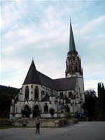 Das Foto basiert auf dem Bild "Römisch-Katholische Pfarrkirche "Mariä Himmelfahrt" zu Schönau im Schwarzwald" aus dem zentralen Medienarchiv Wikimedia Commons. Diese Bild- oder Mediendatei wurde von mir, ihrem Urheber, zur uneingeschränkten Nutzung freigegeben. Das Bild ist damit gemeinfrei („public domain“). Dies gilt weltweit. Der Urheber des Bildes ist Leit.
