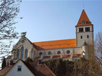 Das Foto basiert auf dem Bild "Pfarrkirche St. Laurentius" aus dem zentralen Medienarchiv Wikimedia Commons und steht unter der GNU-Lizenz für freie Dokumentation. Der Urheber des Bildes ist dealerofsalvation.