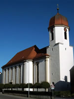 Das Foto basiert auf dem Bild "Katholische Kirche" aus dem zentralen Medienarchiv Wikimedia Commons und steht unter der GNU-Lizenz für freie Dokumentation. Der Urheber des Bildes ist dealerofsalvation.