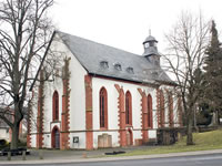 Das Foto basiert auf dem Bild "Ev. spätgotische Hallenkirche 1439-1534 Augustinerkloster „St. Maria“" aus dem zentralen Medienarchiv Wikimedia Commons und steht unter der GNU-Lizenz für freie Dokumentation. Der Urheber des Bildes ist Steschke.